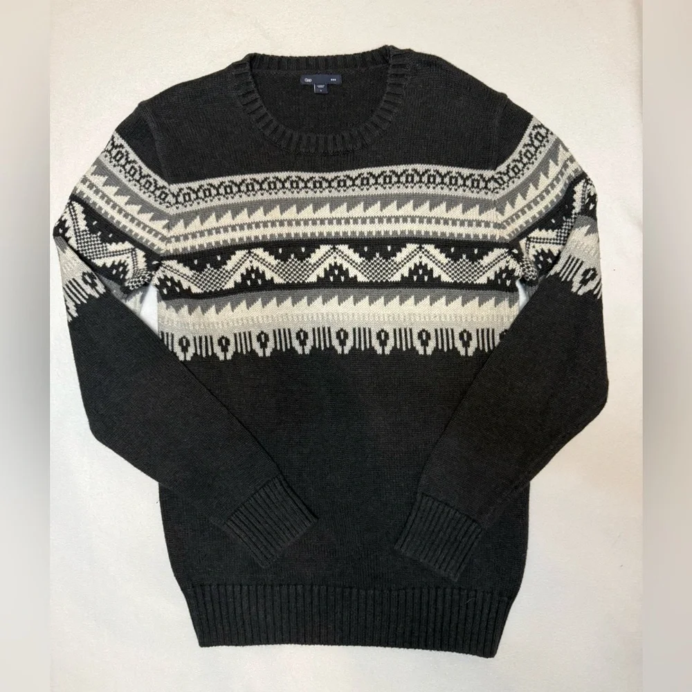 GAP Men's Fair Isle Crewneck Sweater in Black and Cream - Picture 1 of 3